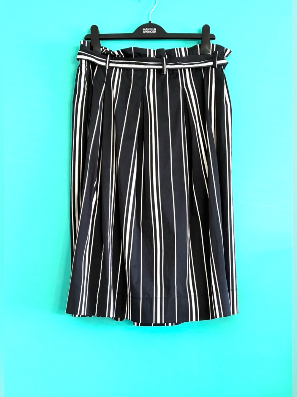 H&M Black&White Striped Skirts - Picture 5 of 12